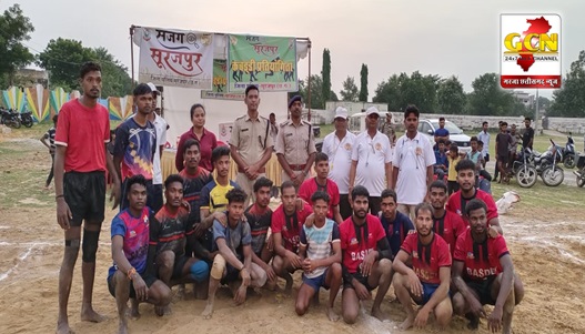 सजग सूरजपुर अभियान के तहत आयोजित कबड्डी प्रतियोगिता में ग्राम पचिरा की टीम रही विजेता