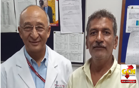 एम्स के नेत्र रोग प्रमुख डॉ. तितियाल ने सर्जरी की।