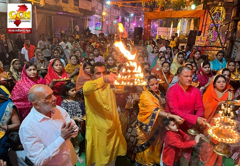 रामलला के आने की खुशी में जगमगा उठा दुर्ग का गंजपारा, चारों ओर लगे जय श्री राम के नारे; मनाई गई दीपावली