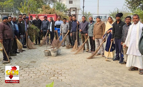जिले के संयोजक राजू देवांगन जी के नेतृत्व में राम जन्मोत्सव महोत्सव के उपलक्ष में वृहद स्वच्छता अभियान चलाया गया